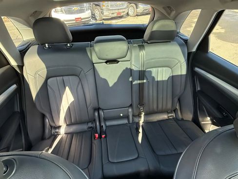 Used 2019 Audi Q5 2.0T Premium Plus w/ Premium Plus Package image 32