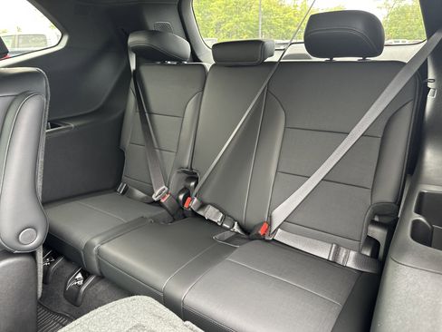 New 2026 Buick Enclave Preferred w/ Power Package image 31