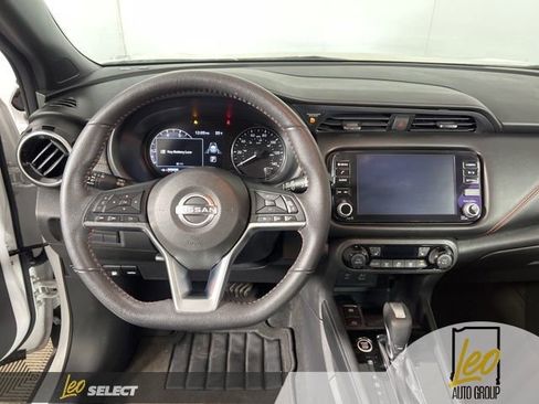 Used 2023 Nissan Kicks SR w/ SR Premium Package FWD image 16