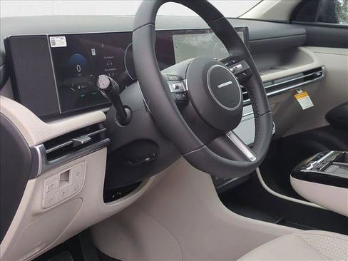 New 2025 Hyundai Tucson SEL image 9