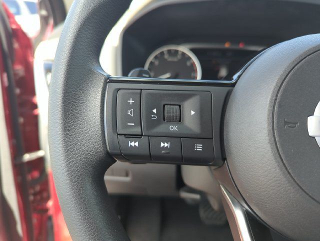 Certified 2021 Nissan Rogue SV FWD image 41