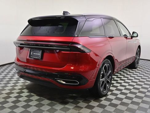 New 2026 Lincoln Nautilus Reserve image 6