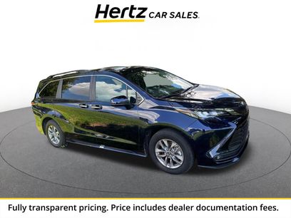 Used 2025 Toyota Sienna XLE