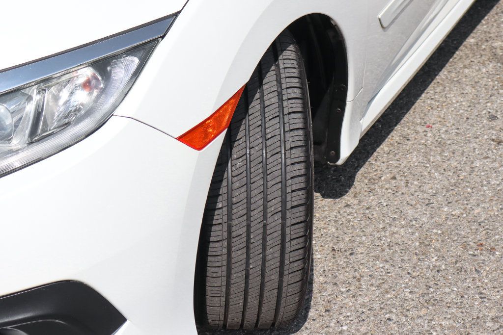 Used 2018 Honda Civic EX image 41