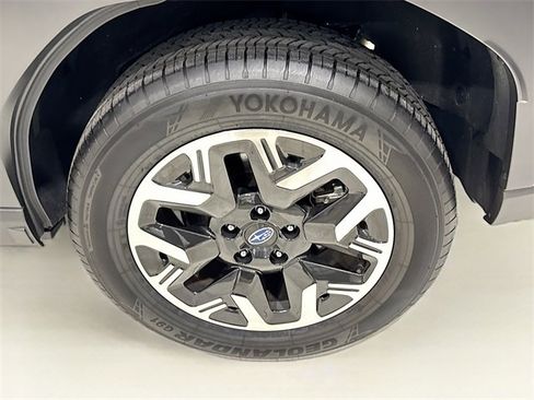 Used 2025 Subaru Forester image 30