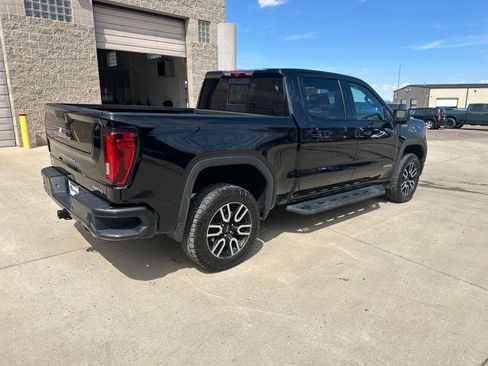 Used 2024 GMC Sierra 1500 AT4 w/ Technology Package AWD/4WD image 29