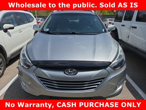 Used 2015 Hyundai Tucson SE image 3