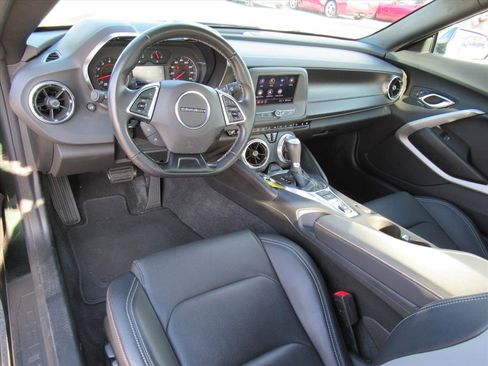 Used 2020 Chevrolet Camaro LT w/ RS Package image 13