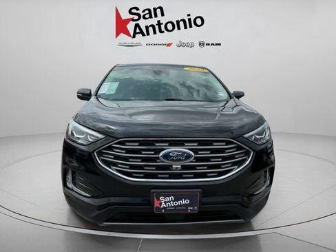 Used 2020 Ford Edge Titanium w/ Equipment Group 301A AWD/4WD image 4