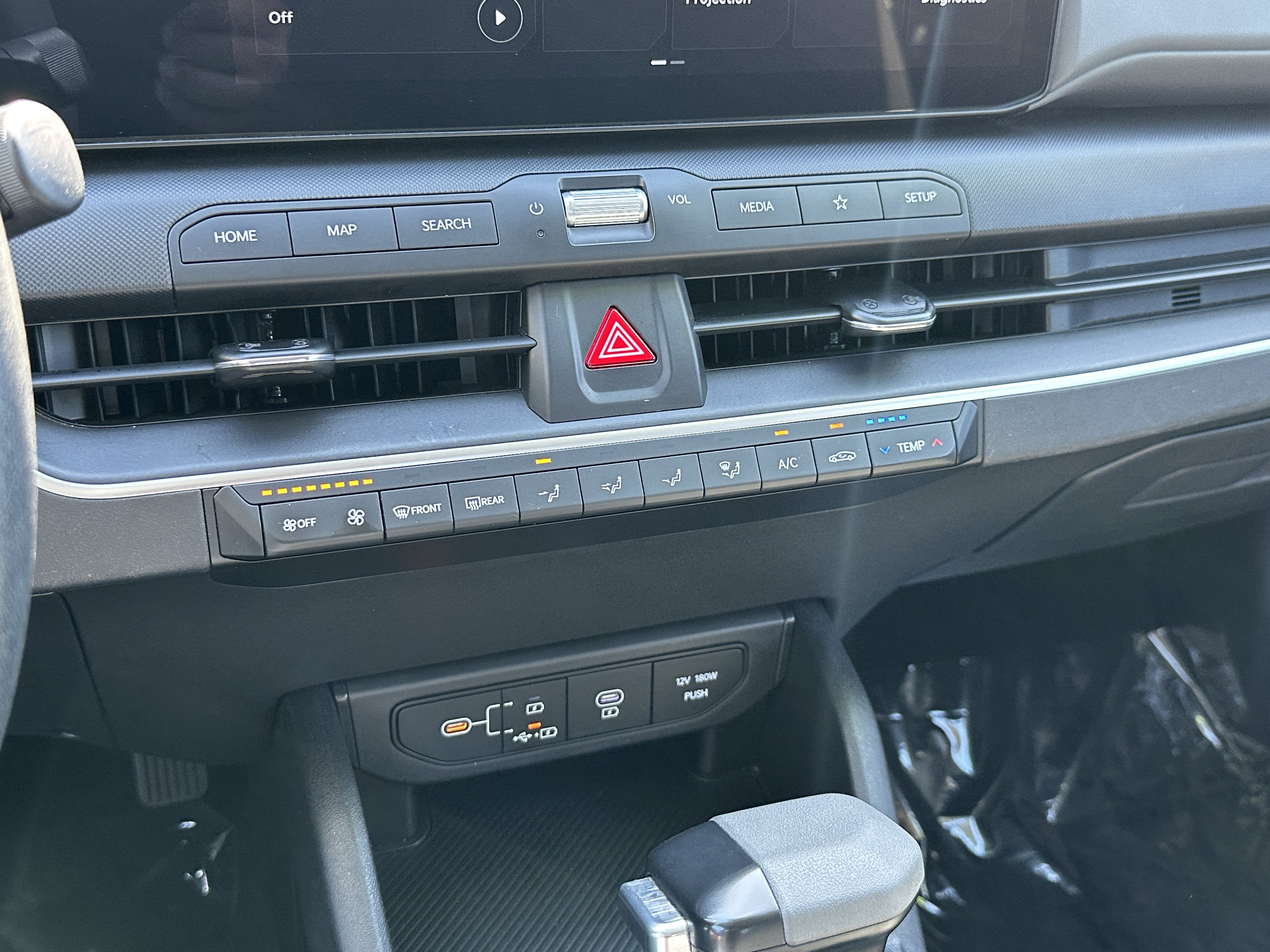 Used 2025 Kia K4 FWD image 29
