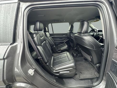 Used 2021 Jeep Grand Cherokee L Limited RWD image 31