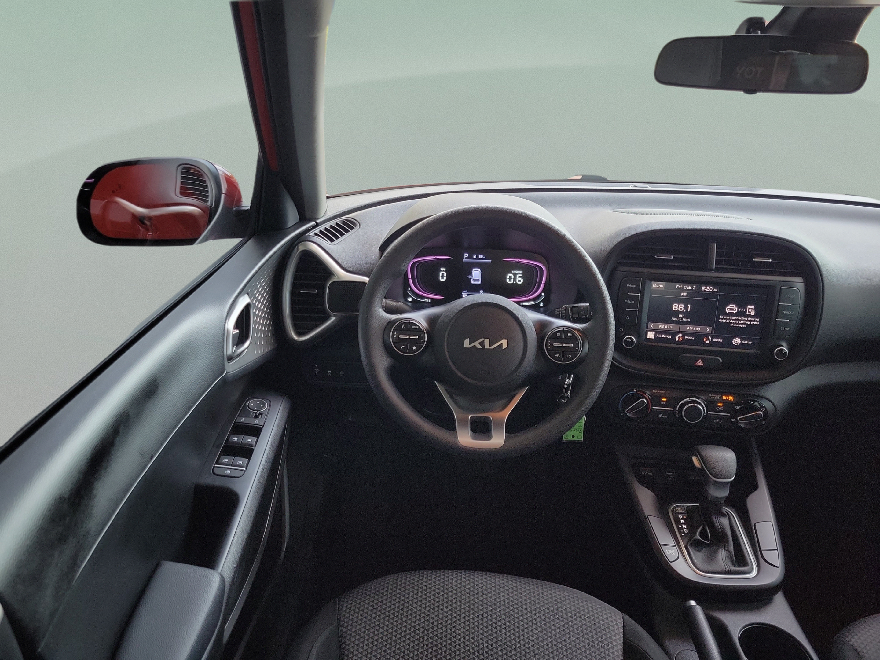 Used 2023 Kia Soul LX w/ Option Group 015 FWD image 21