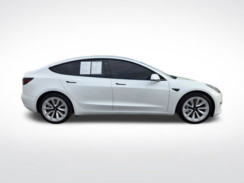 Used 2022 Tesla Model 3 Long Range AWD/4WD image 2