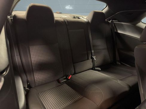 Used 2023 Dodge Challenger SXT RWD image 27