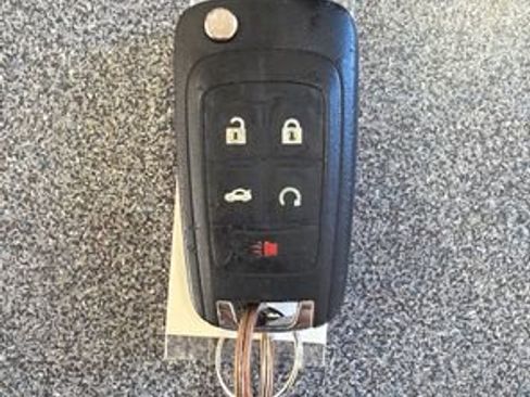 Used 2015 Chevrolet Cruze LTZ w/ Sun, Sound and Sport Package image 27