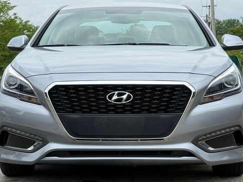 Used 2016 Hyundai Sonata Limited FWD image 9