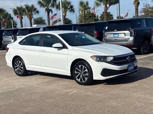 Used 2024 Volkswagen Jetta S FWD image 6