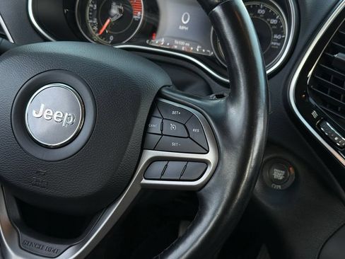 Used 2020 Jeep Cherokee Limited AWD/4WD image 8