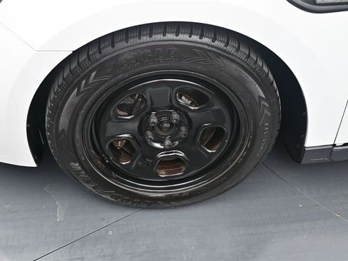 Used 2015 Ford Taurus Police Interceptor AWD image 15
