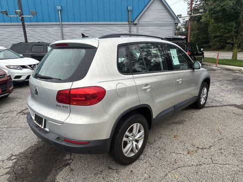 Used 2015 Volkswagen Tiguan S FWD image 12