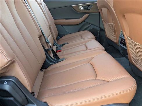 Certified 2025 Audi Q7 Premium Plus w/ Premium Plus Package image 17