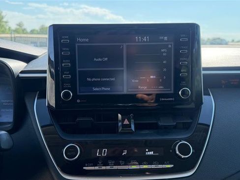 Used 2021 Toyota Corolla LE FWD image 20