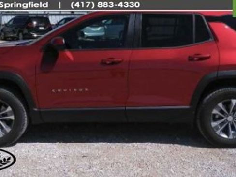 Used 2026 Chevrolet Equinox LT AWD/4WD image 2
