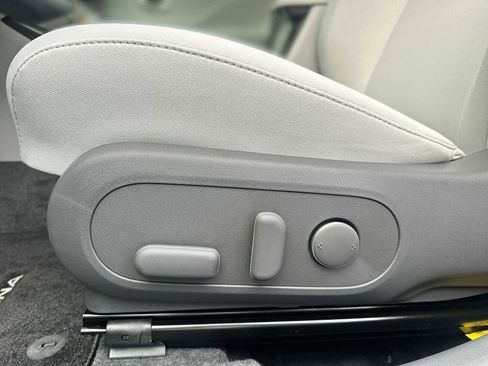 New 2025 Hyundai Kona SEL image 14