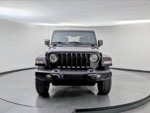 Used 2023 Jeep Wrangler Unlimited Sport image 13