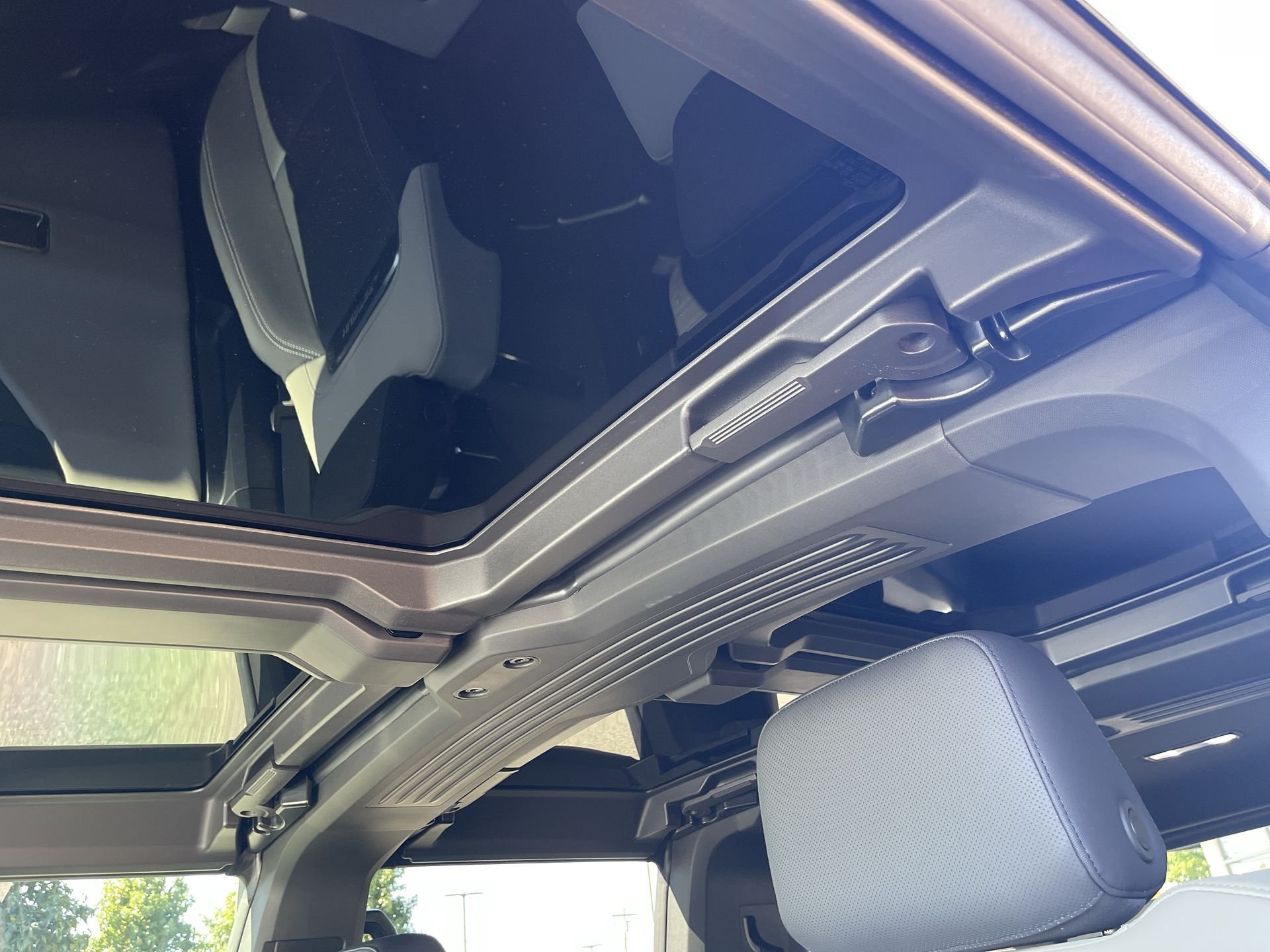 New 2026 GMC Hummer EV SUV AWD/4WD image 52