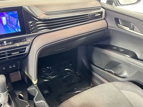 Used 2025 Toyota Camry LE image 20