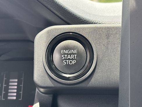 Used 2024 Toyota Tacoma SR5 RWD image 27