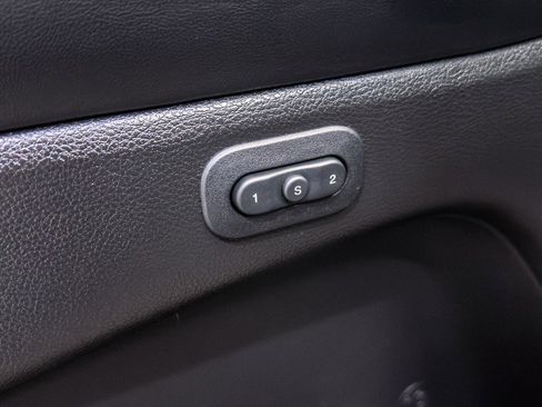 Used 2021 Jeep Grand Cherokee Limited image 26