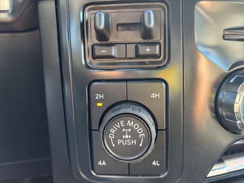 Used 2025 Ford F150 Raptor image 25