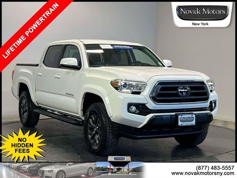 Used 2023 Toyota Tacoma SR5 AWD/4WD image 1