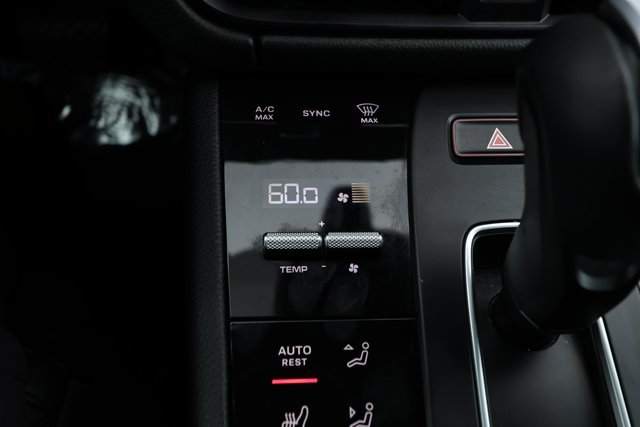 Used 2022 Porsche Macan AWD/4WD image 18