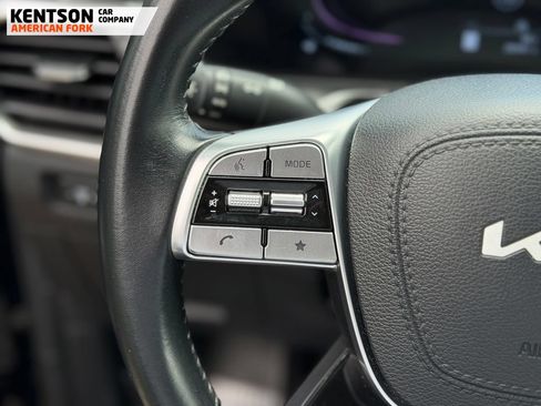 Used 2025 Kia Telluride S AWD/4WD image 16