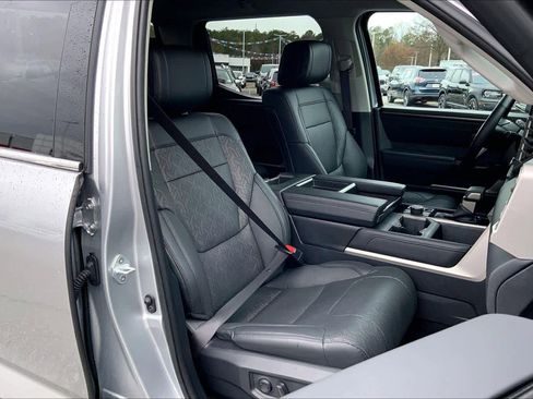 Used 2023 Toyota Tundra Limited image 8