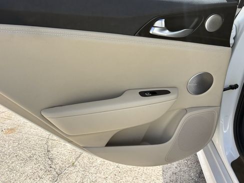 Used 2023 Kia Stinger GT-Line w/ Sun & Sound Package RWD image 23