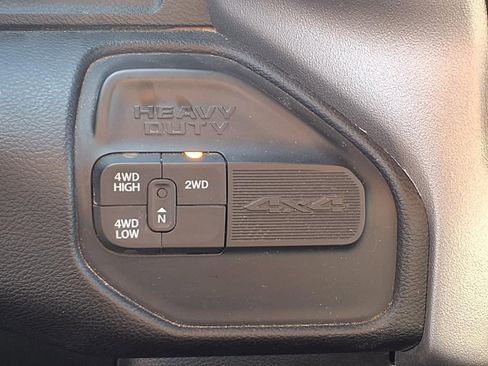 Used 2024 RAM 2500 Big Horn image 8