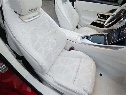 Used 2026 Mercedes-Benz Maybach SL 680 image 17