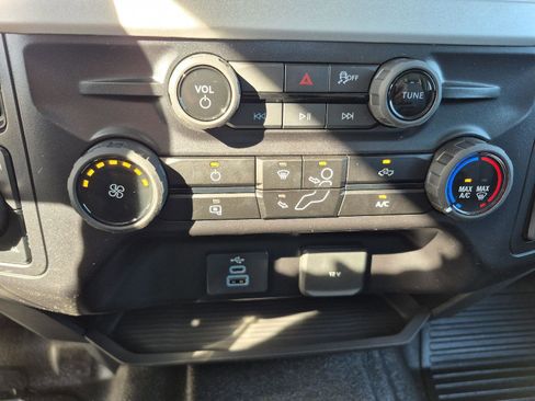 New 2026 Ford F550 4x4 Crew Cab image 18