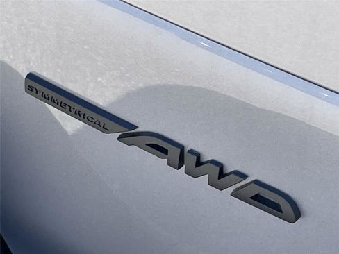 New 2026 Subaru Outback Limited AWD/4WD image 10