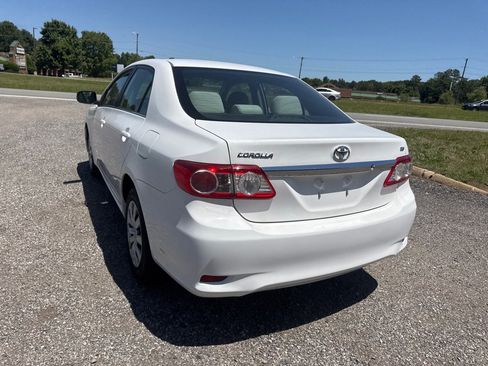 Used 2013 Toyota Corolla LE FWD image 10