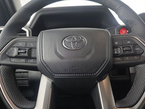 New 2026 Toyota Tacoma TRD Off-Road AWD/4WD image 25