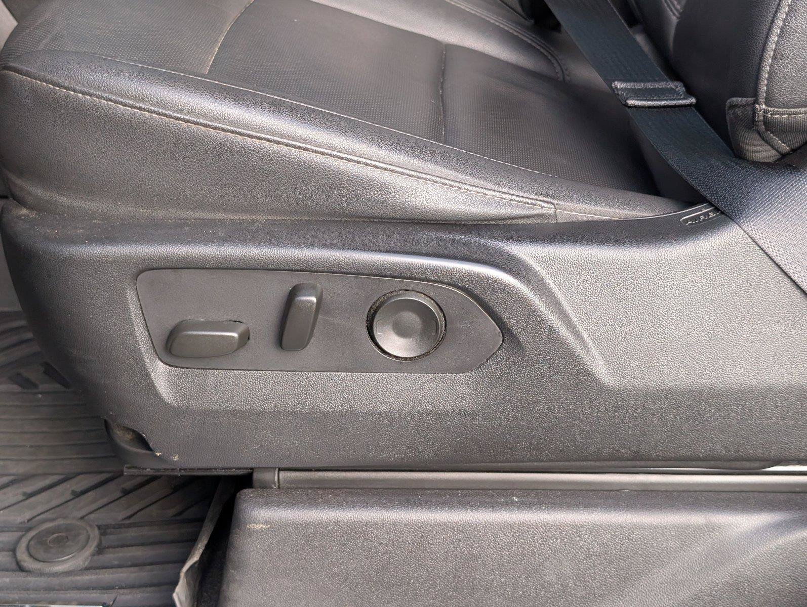 Used 2024 Chevrolet Silverado 1500 LTZ AWD/4WD image 19