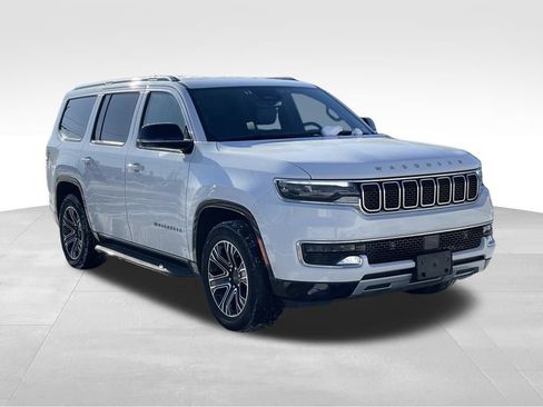 Used 2024 Jeep Wagoneer Series II AWD/4WD image 3