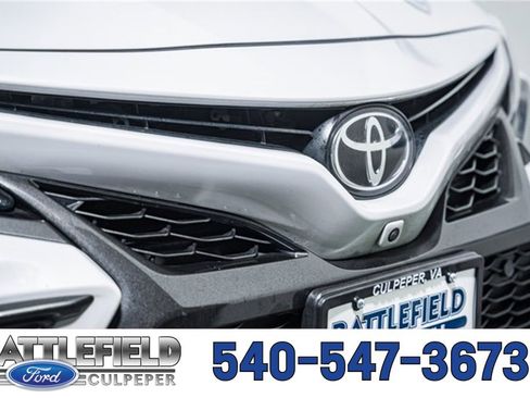 Used 2024 Toyota Camry XSE w/ Navigation Package image 13