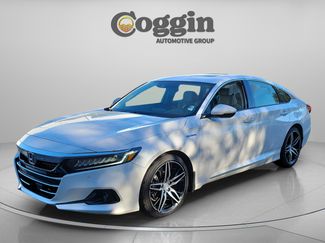 Certified 2022 Honda Accord Touring video 2