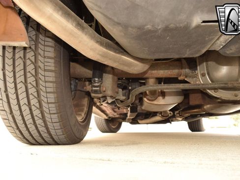 Used 1991 Ford Mustang GT image 15